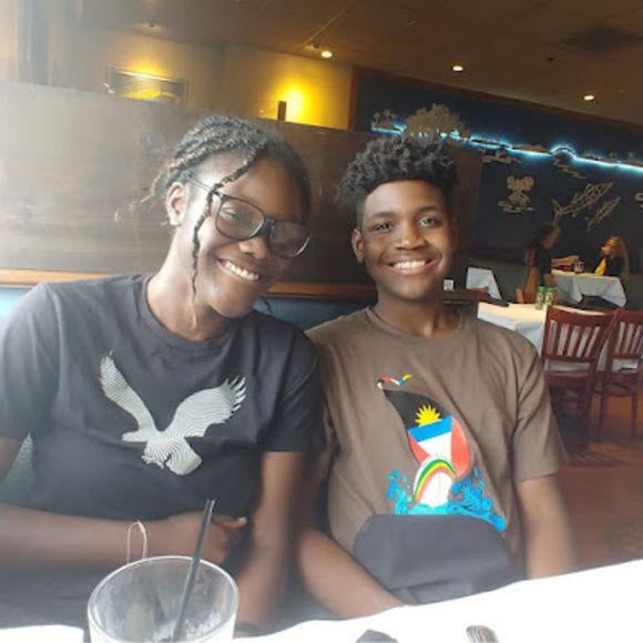 Meet your Posher, Diane - Picture 1 of 1